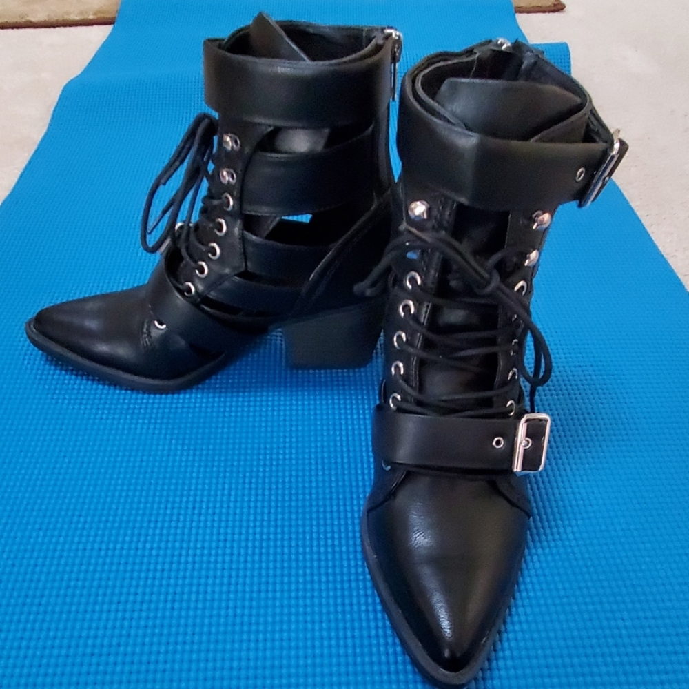 Summer Fashion Boots